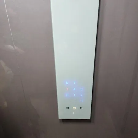 Aurora 1 アパート *